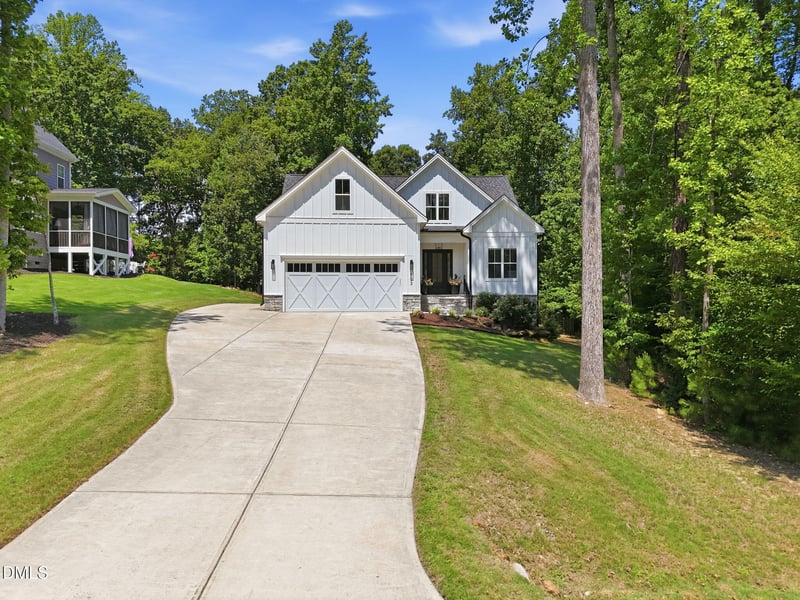103 Blue Finch Ct, Youngsville, NC 27596
