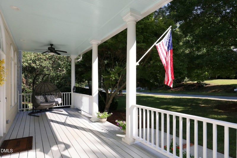 103 Commons Way Dr, Chapel Hill, NC 27516