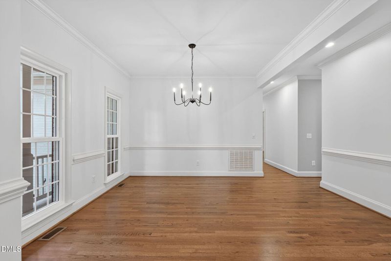 103 Highlands Lake Dr, Cary, NC 27518