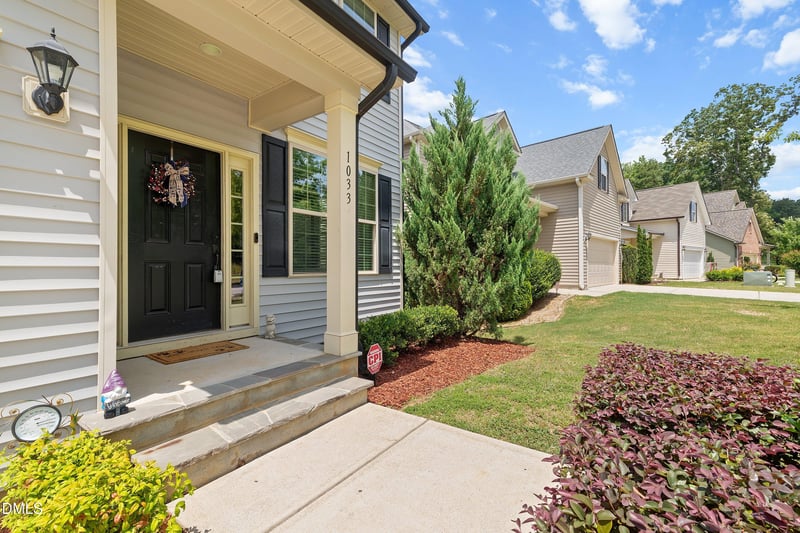 1033 Leatherstone Ln, Fuquay Varina, NC 27526