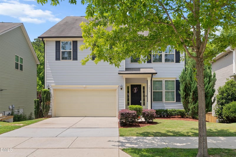 1033 Leatherstone Ln, Fuquay Varina, NC 27526