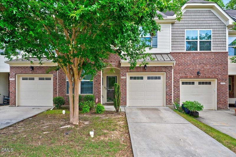 1035 Contessa Dr, Cary, NC 27513