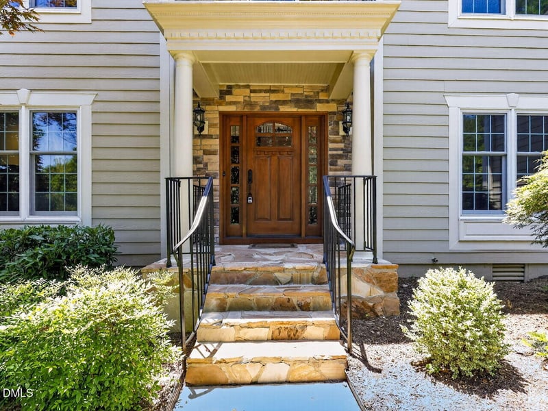 104 Beeston Ct, Cary, NC 27519