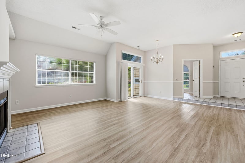 104 Covington Dr, Chapel Hill, NC 27514
