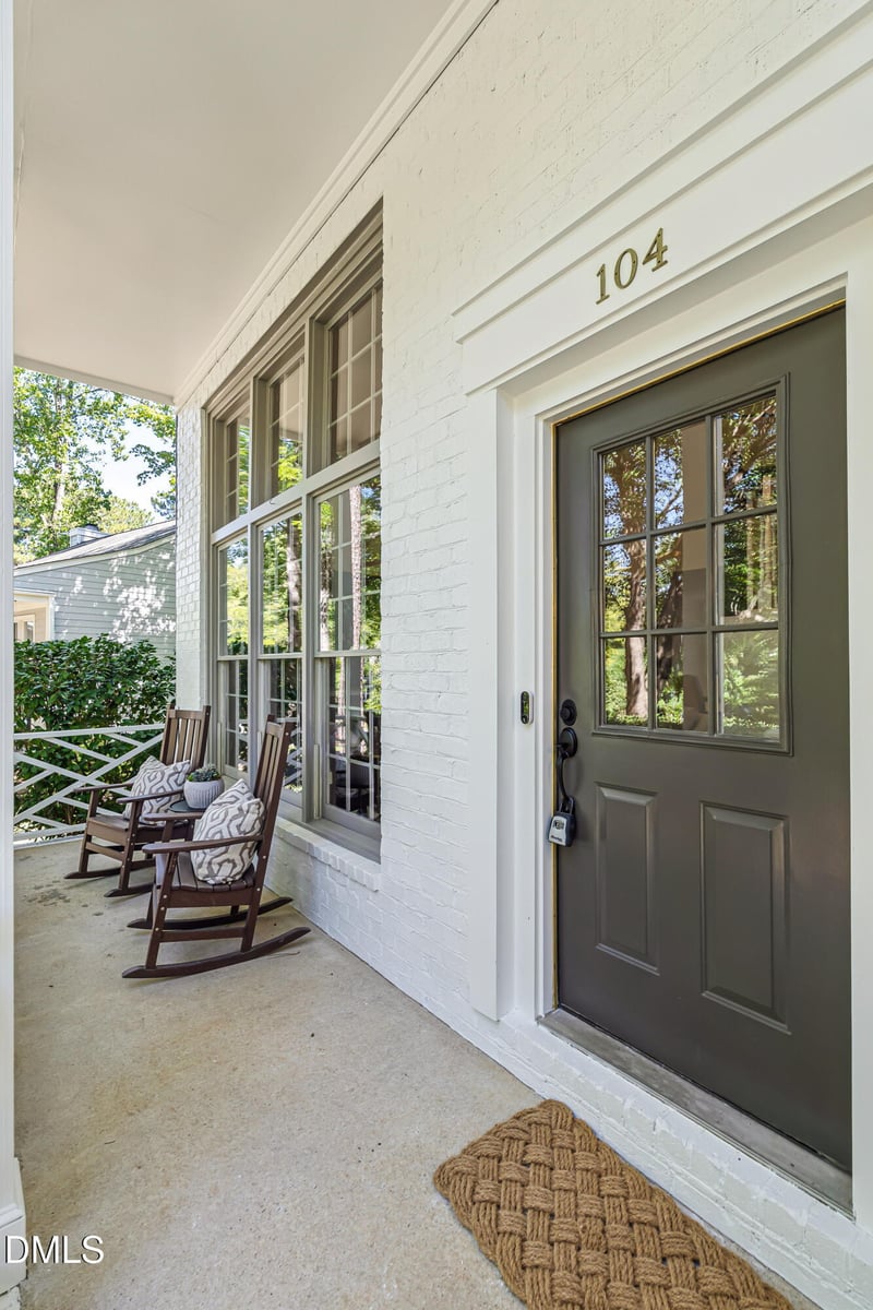 104 Drywood Pl, Cary, NC 27513