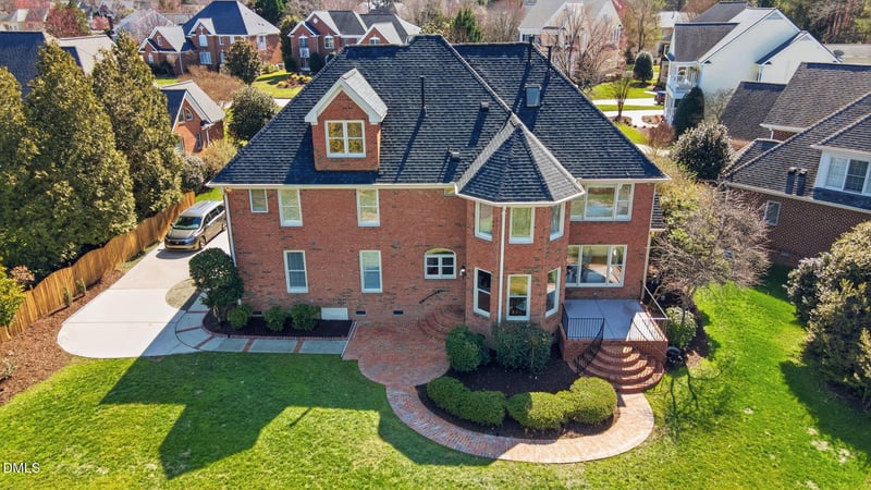 104 Gambardelli Ct, Cary, NC 27519