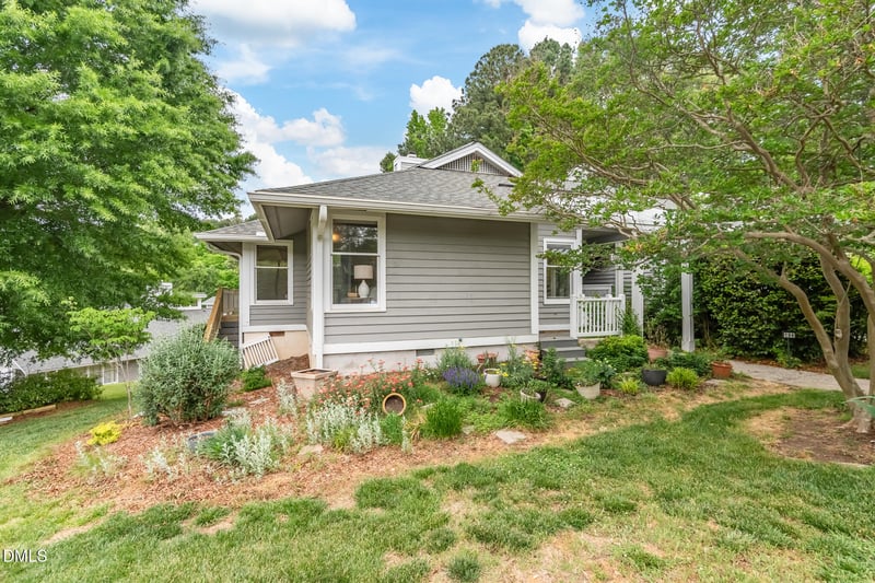 104 Homewood Dr, Chapel Hill, NC 27514