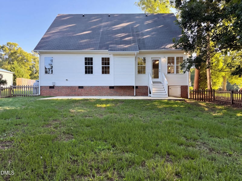 104 Kings Ct, Garner, NC 27529