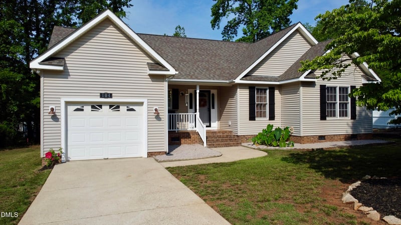 104 Kiowa Cv, Louisburg, NC 27549