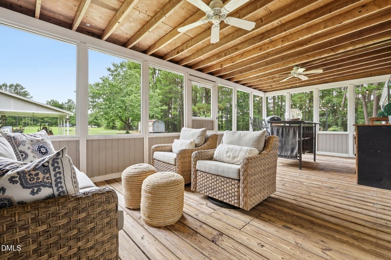 104 Pineview Dr, Louisburg, NC 27549