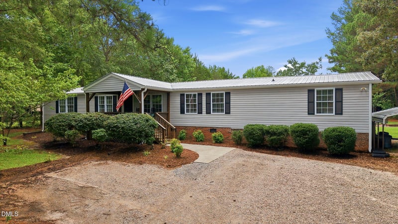 104 Pineview Dr, Louisburg, NC 27549