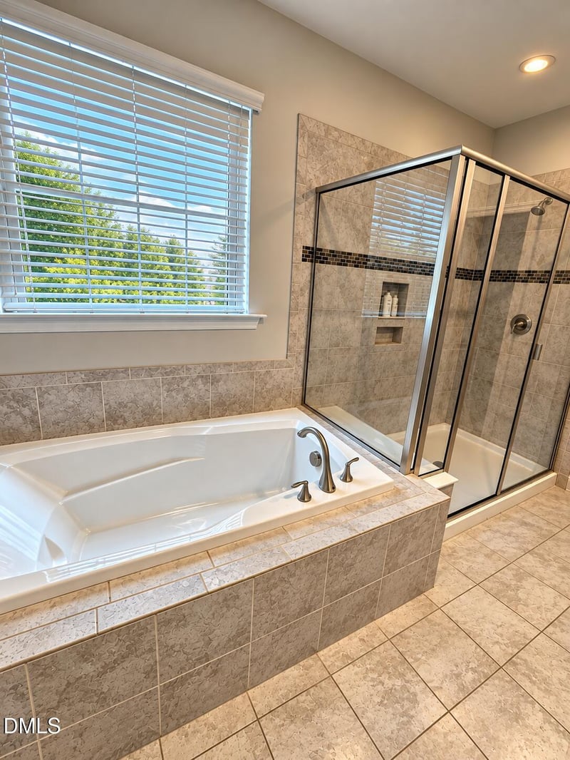 104 Shady Top Ln, Durham, NC 27703