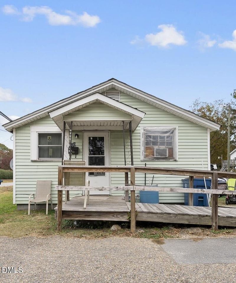 104 Short St, Dunn, NC 28334
