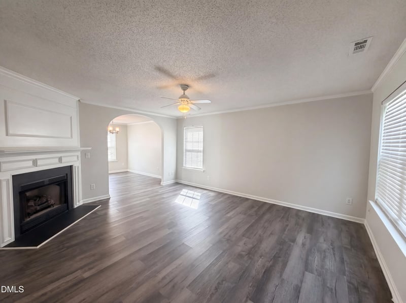 104 Valley Glen Dr, Morrisville, NC 27560