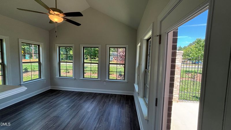 1040 Beechcraft Dr #83, Mebane, NC 27302