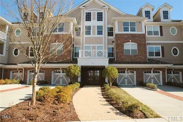 10400 Rosegate Ct #302, Raleigh, NC 27617
