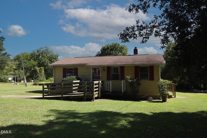 10451 S Oak St, Middlesex, NC 27557