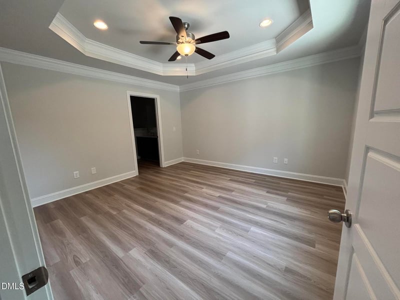 1048 Beechcraft Dr, Mebane, NC 27302