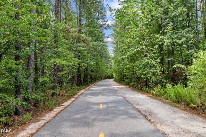 1049 Queensdale Dr, Cary, NC 27519