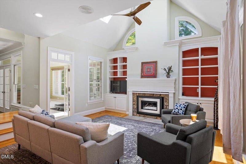 105 Arcadia Ln, Chapel Hill, NC 27514