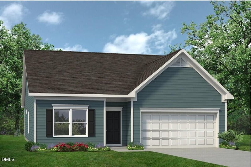 105 Chardonnay Dr, Lillington, NC 27546