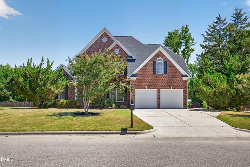 105 Ecklin Ln, Cary, NC 27519