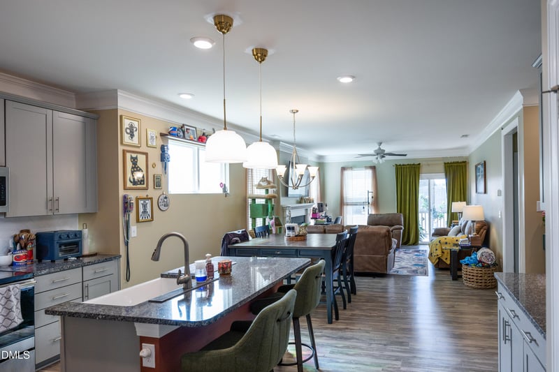 105 Highview Dr, Benson, NC 27504