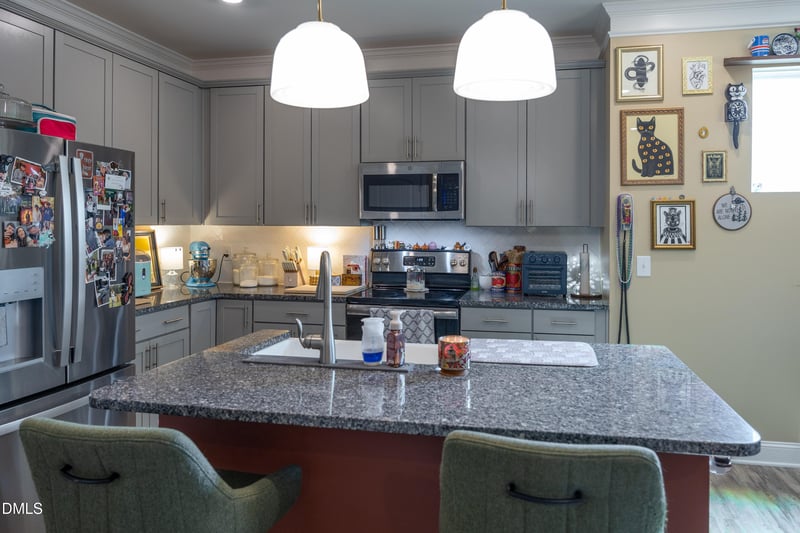 105 Highview Dr, Benson, NC 27504