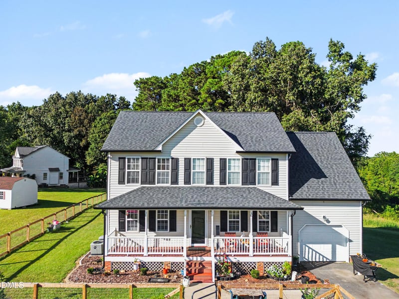 105 Huckleberry Ct, Willow Springs, NC 27592