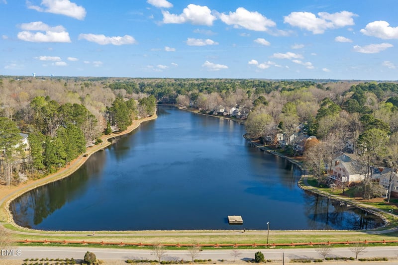 105 Loch Bend Ln, Cary, NC 27518