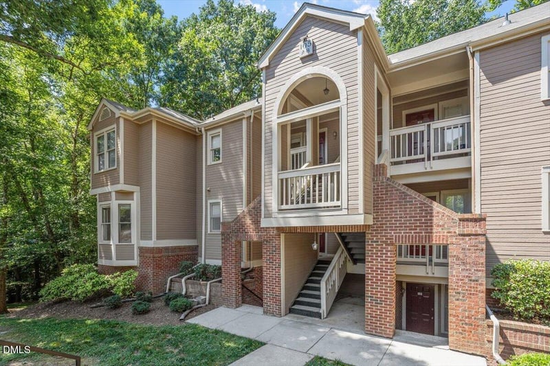 105 Marbury Ct #1a, Cary, NC 27513