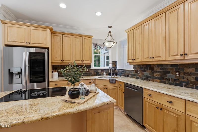 105 Tavernelle Pl, Cary, NC 27519