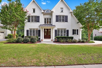105 Wassaw Ct, Holly Springs, NC 27540
