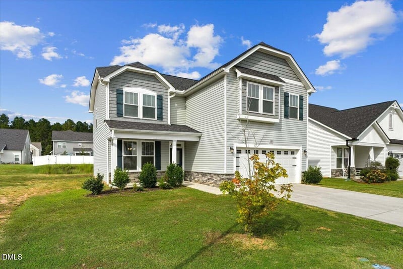 105 Wicklow Ct, Clayton, NC 27527