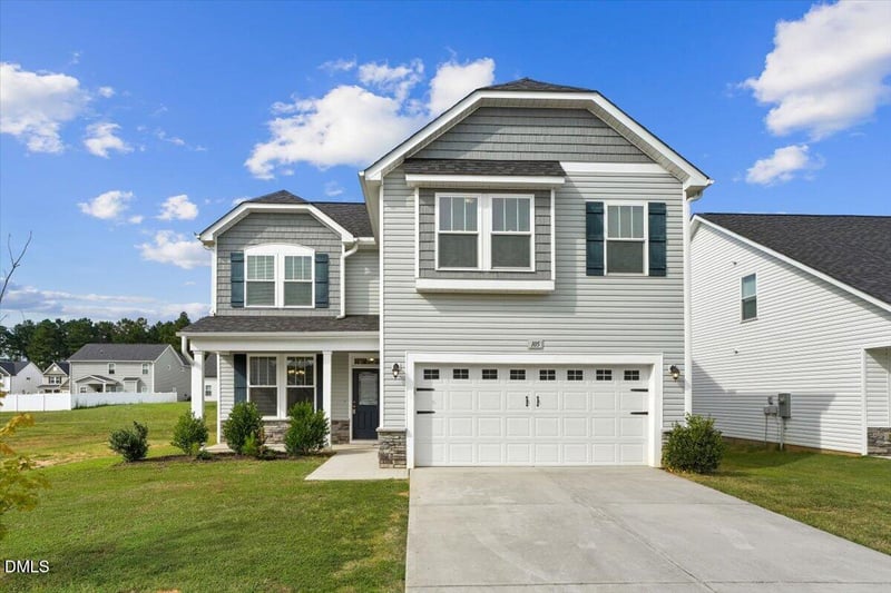 105 Wicklow Ct, Clayton, NC 27527