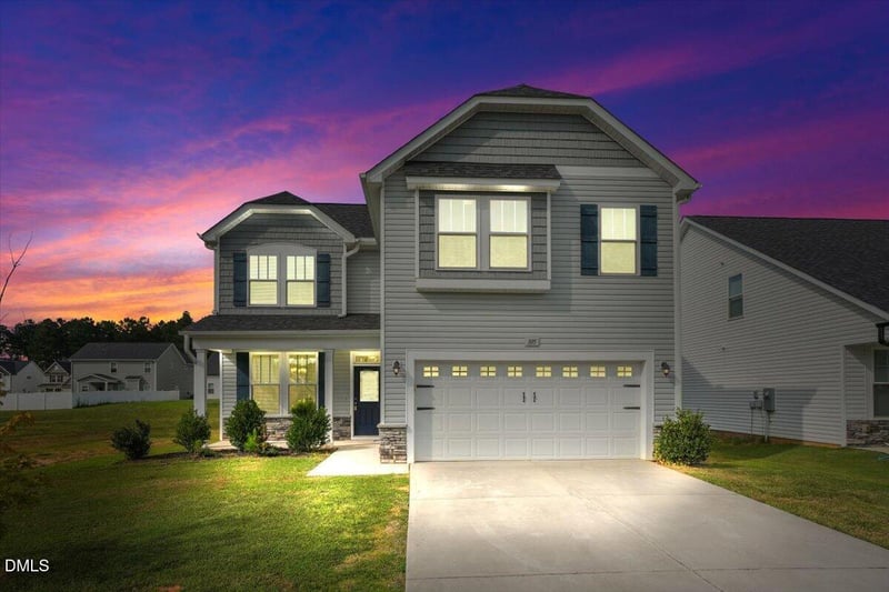105 Wicklow Ct, Clayton, NC 27527
