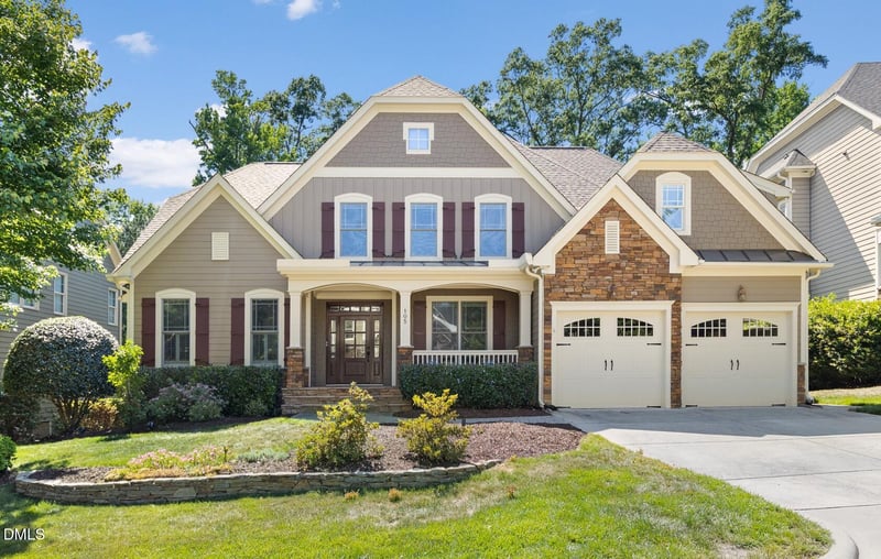 105 Woodland Ridge Ct, Cary, NC 27519