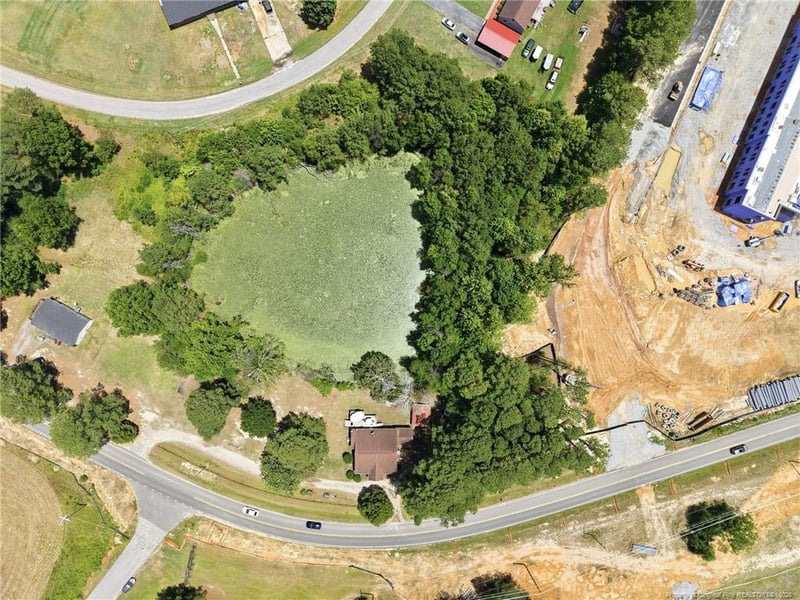 1053 Irongate Dr, Apex, NC 27502