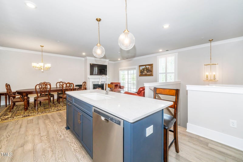 10530 Sablewood Dr #112, Raleigh, NC 27617
