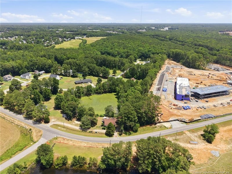 1055 Irongate Dr, Apex, NC 27502