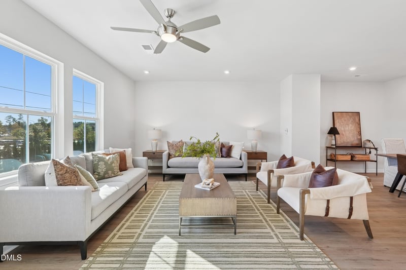 1058 Zelkova Ln, Chapel Hill, NC 27517