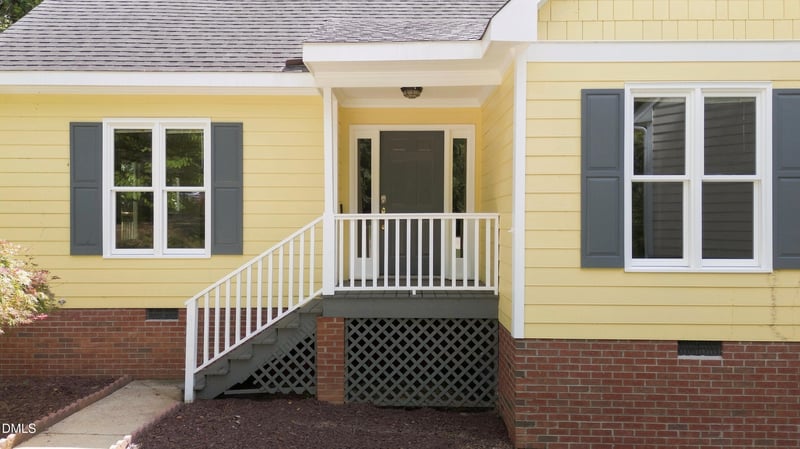106 Barcelona Ct, Cary, NC 27513