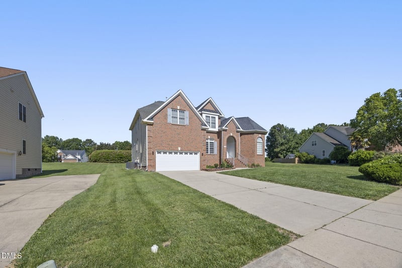 106 Beckford Rd, Cary, NC 27518