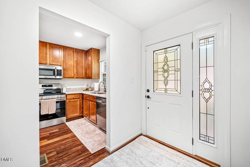 106 Gunston Ct, Chapel Hill, NC 27514
