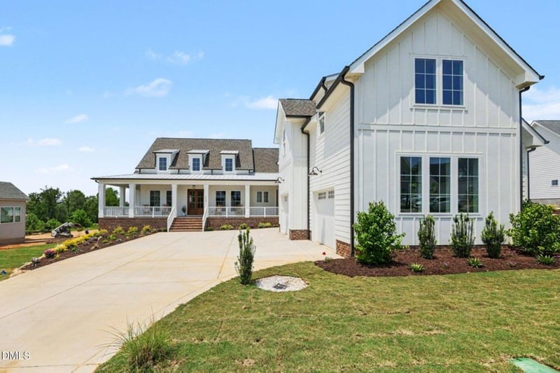 1060 Azalea Garden Cir, Raleigh, NC 27603