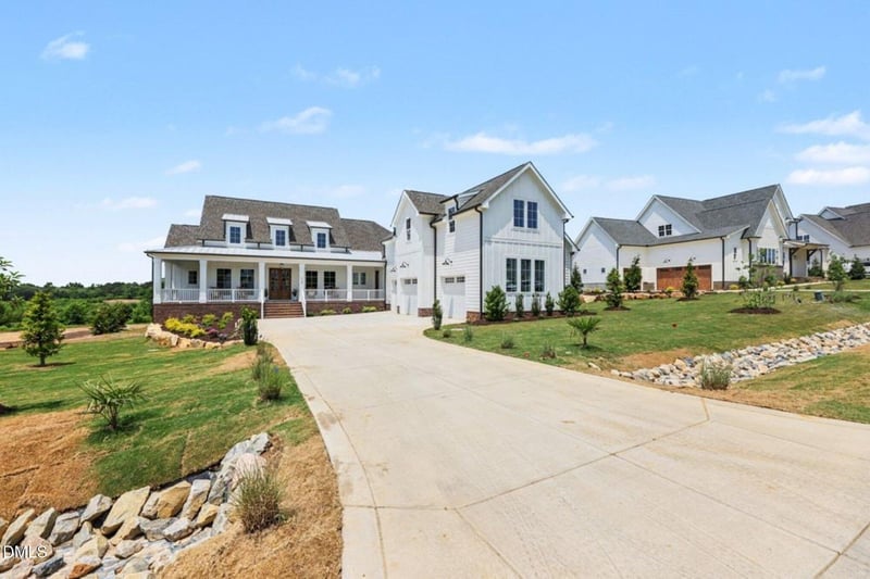 1060 Azalea Garden Cir, Raleigh, NC 27603