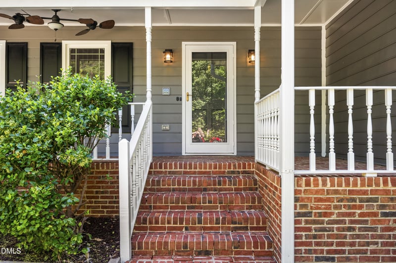 10605 Gardenia Ct, Raleigh, NC 27603