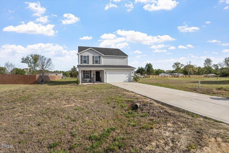 107 Alderman Ct, Dunn, NC 28334
