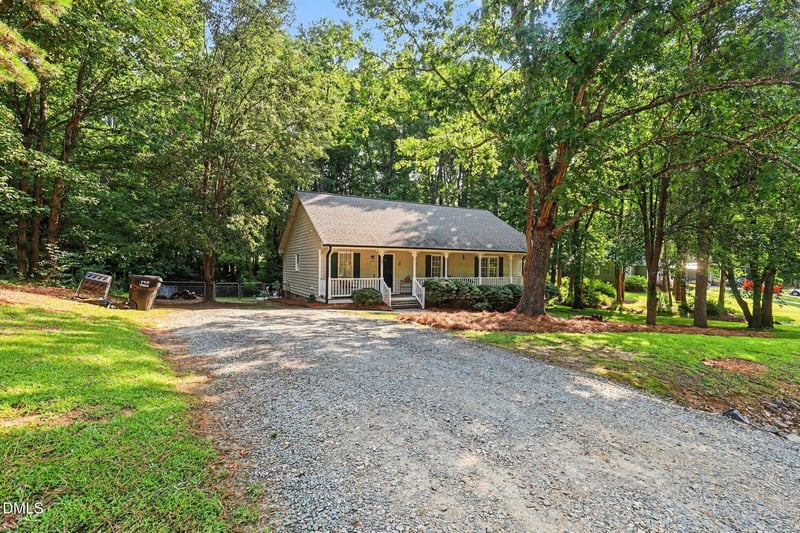 107 Cherry Ct, Clayton, NC 27520