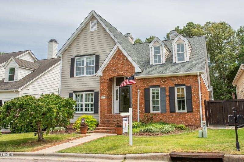 107 Cumberland Green Dr, Cary, NC 27513